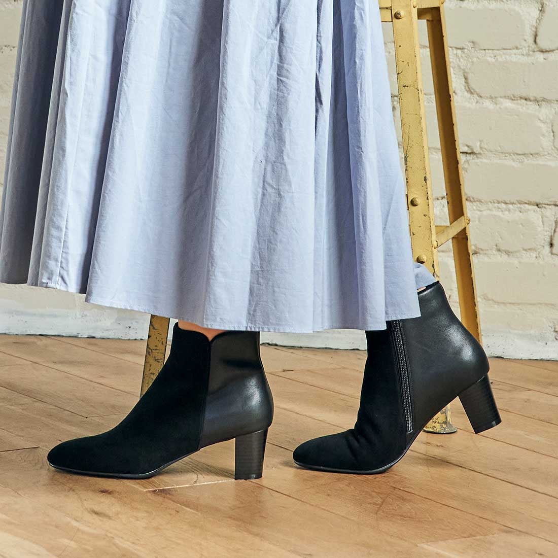 リズ ラフィーネ Riz raffinee サイドカットデザインショートブーツ