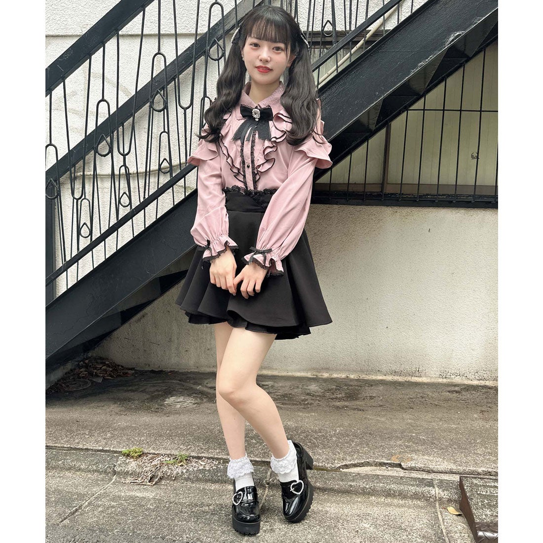 ロジータ ROJITA ダブルフリル配色長袖ブラウス （ピンク） -靴