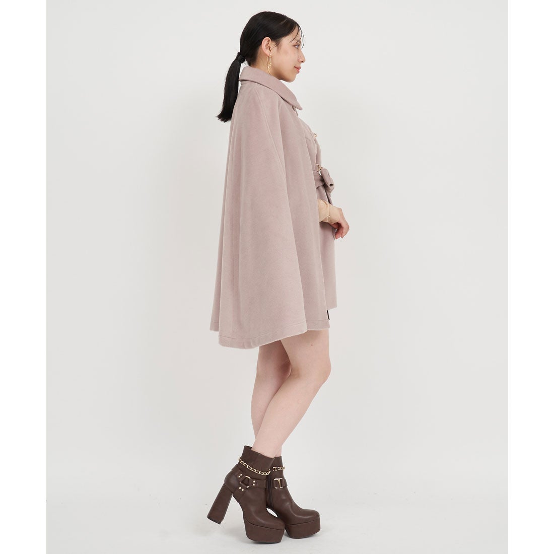 ロイヤルパーティー ROYAL PARTY ビット付ケープコート （オフホワイト