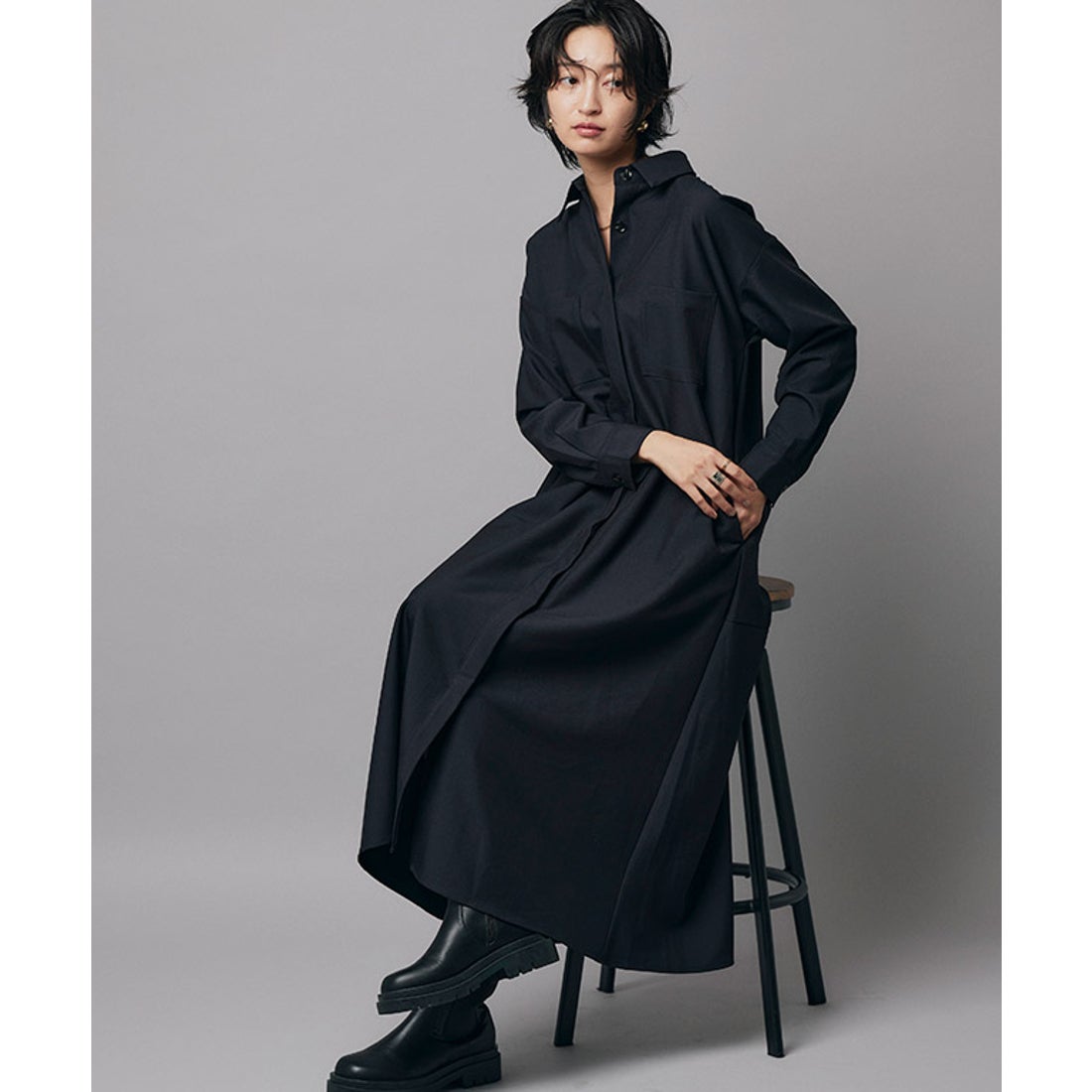 ラス RASW バックフレアシャツワンピース （アイボリー） -靴