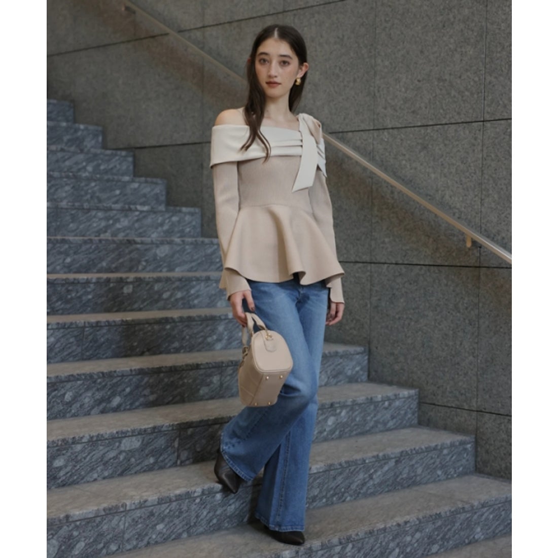 リランドチュール Rirandture オフショルリボンドッキングニット