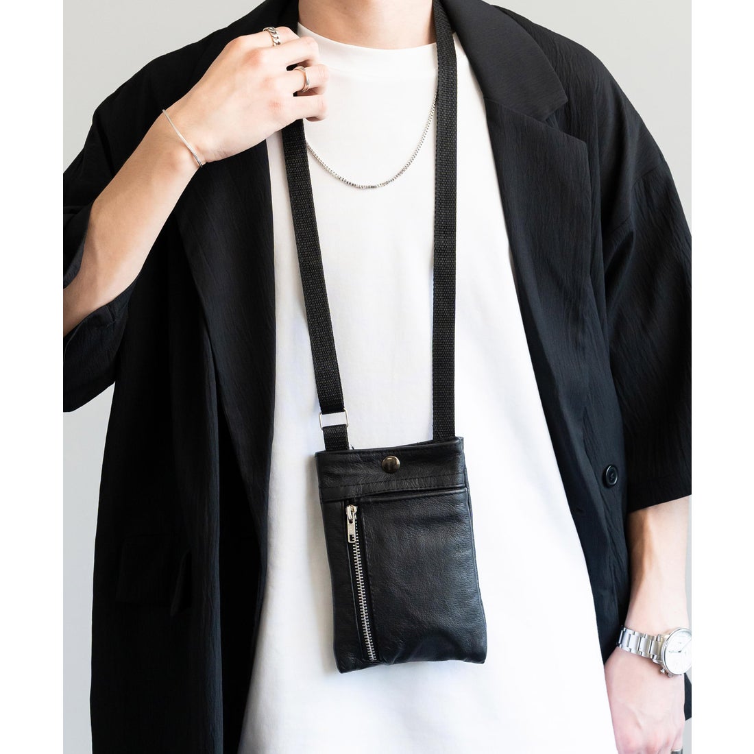 ロッキーモンロー Rocky Monroe ショルダーバッグ 縦型 ミニ メンズ