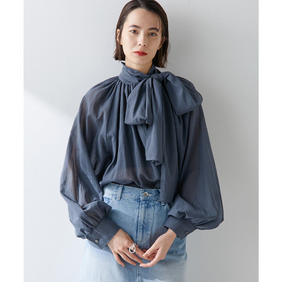 ウィムガゼット Whim Gazette ローンボウタイブラウス （blue） -靴