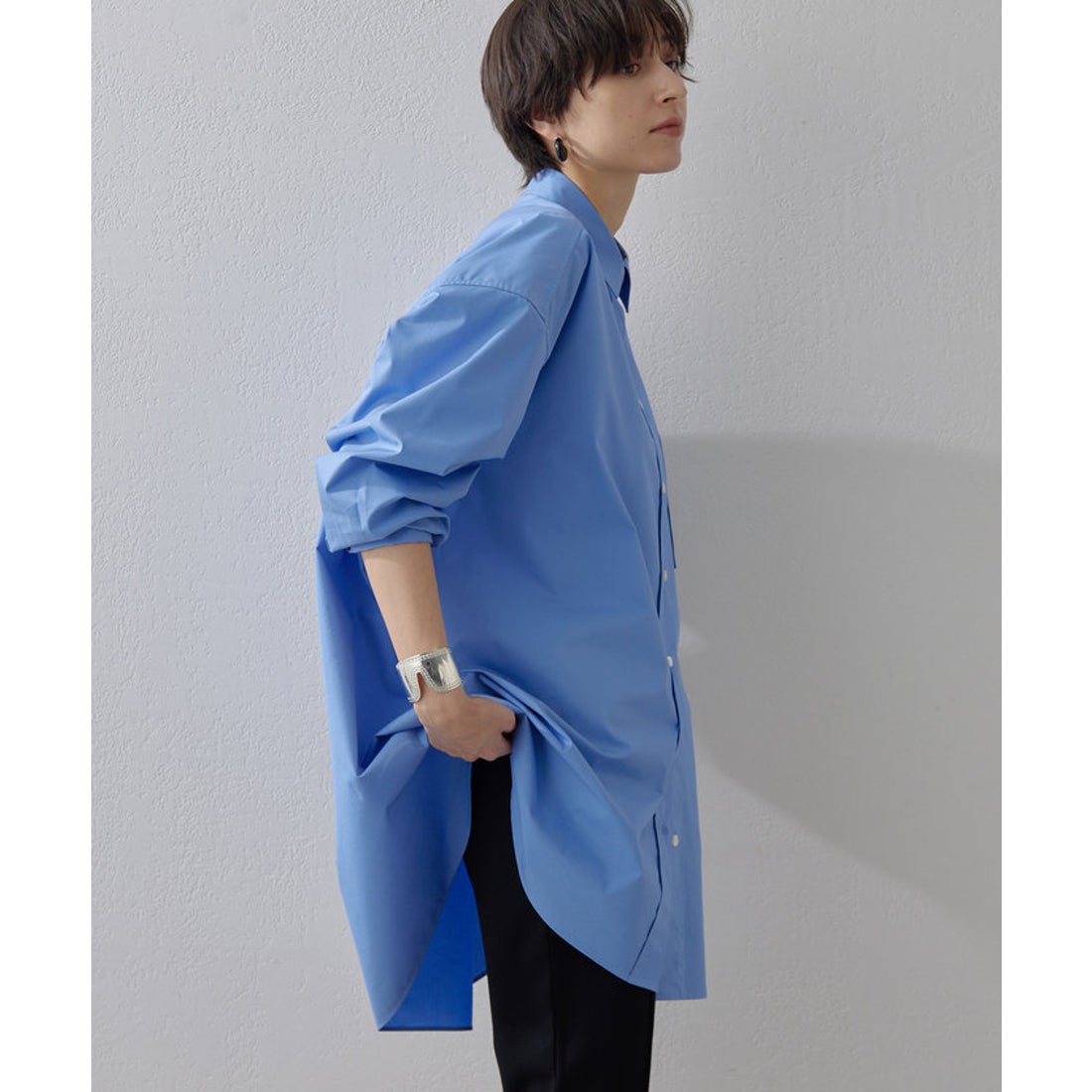 ウィムガゼット Whim Gazette ロゴシシュウオーバーシャツ （sax blue