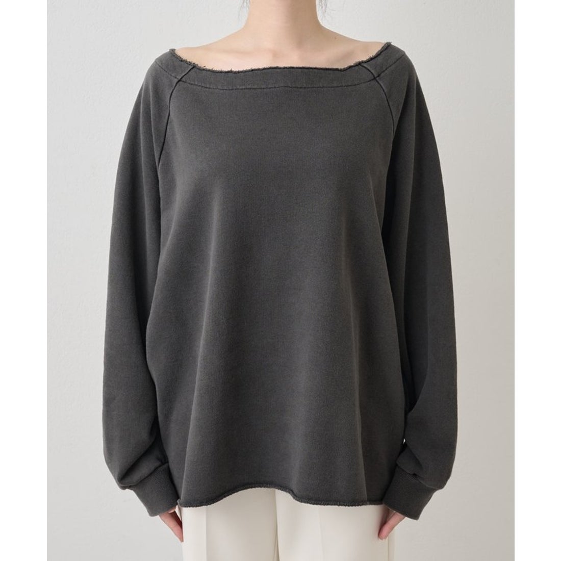 ウィムガゼット Whim Gazette オフショル裏毛プルオーバー （charcoal