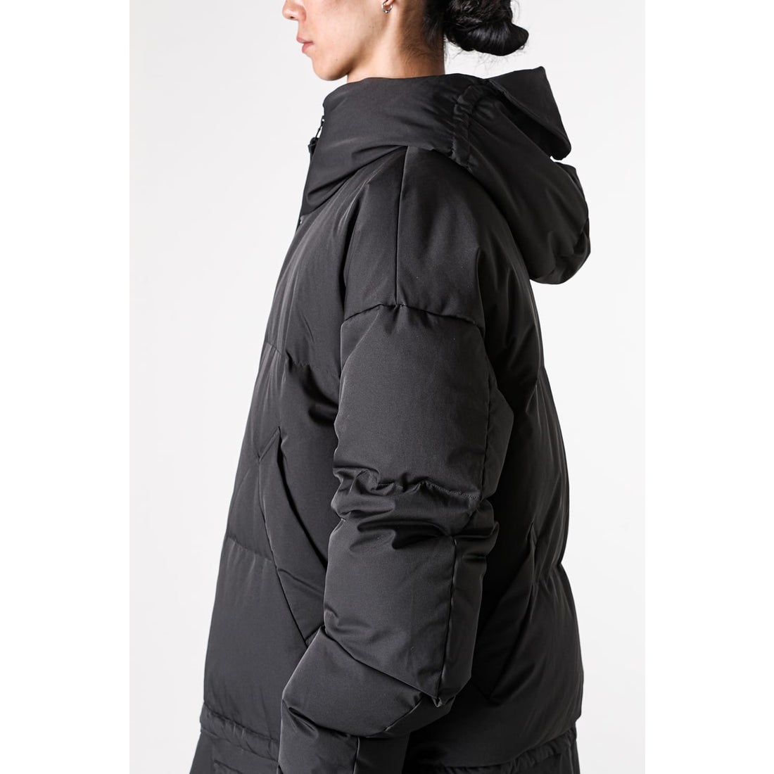 The Viridi-anne Limonta Water Repellent Down Jacket （Black