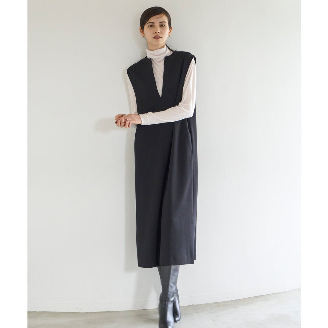 UNFILO 【ストレッチ/洗える】ジョーゼットジャージー キーネック