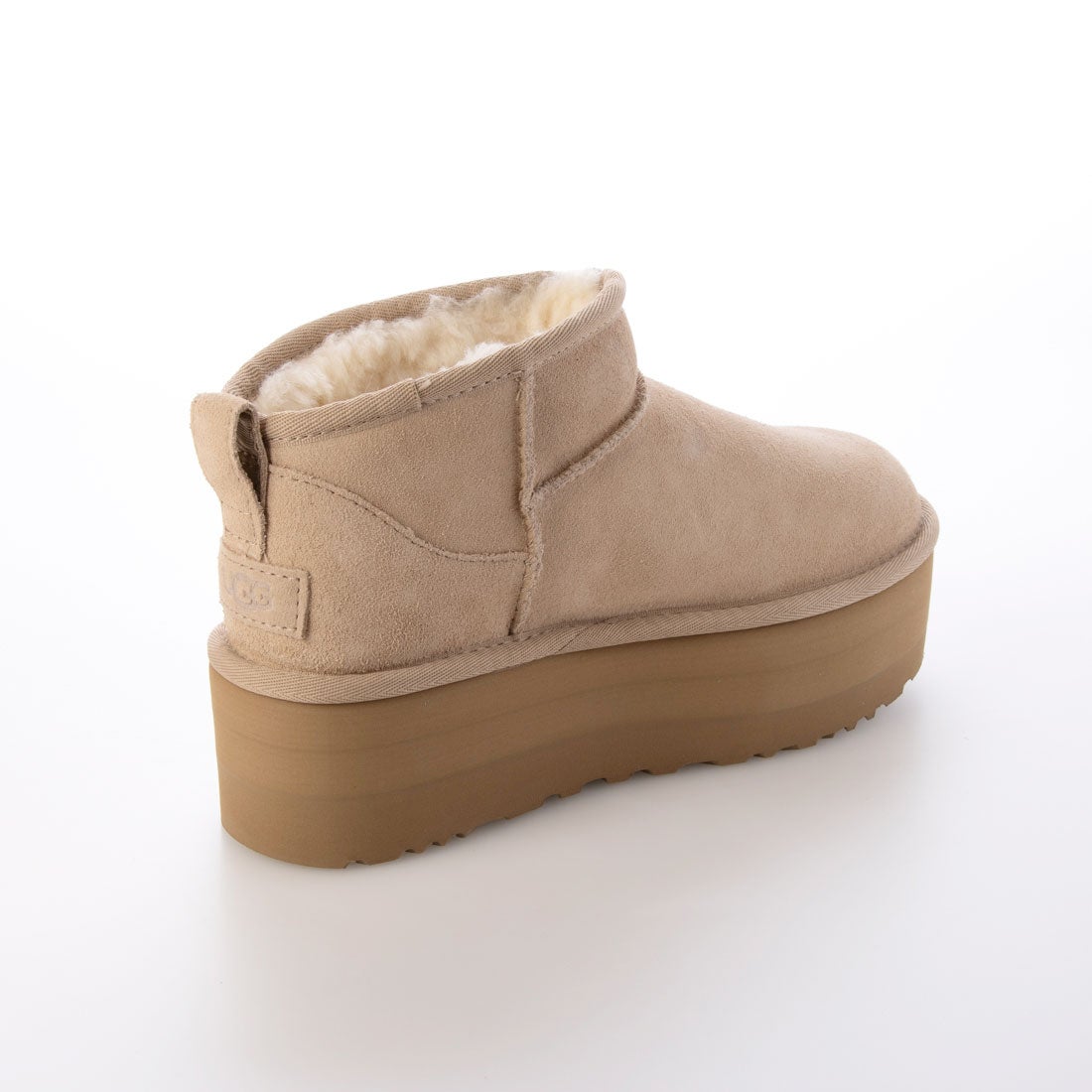 アグ UGG W CLASSIC ULTRA MINI PLATFORM （SAND） - ファッション通販