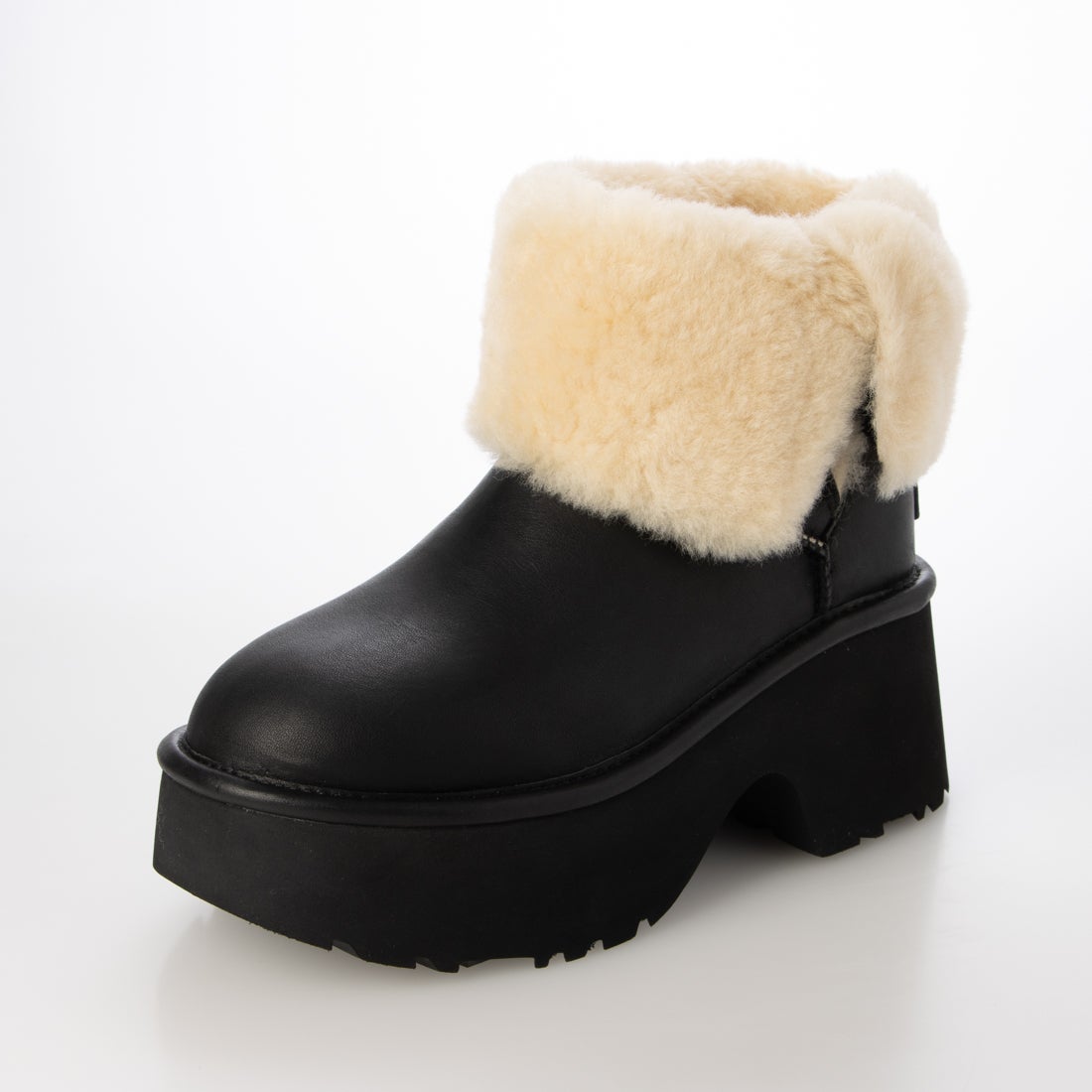 アグ UGG ESMEE LEATHER BOOT （BLACK） - ファッション通販 MAGASEEK
