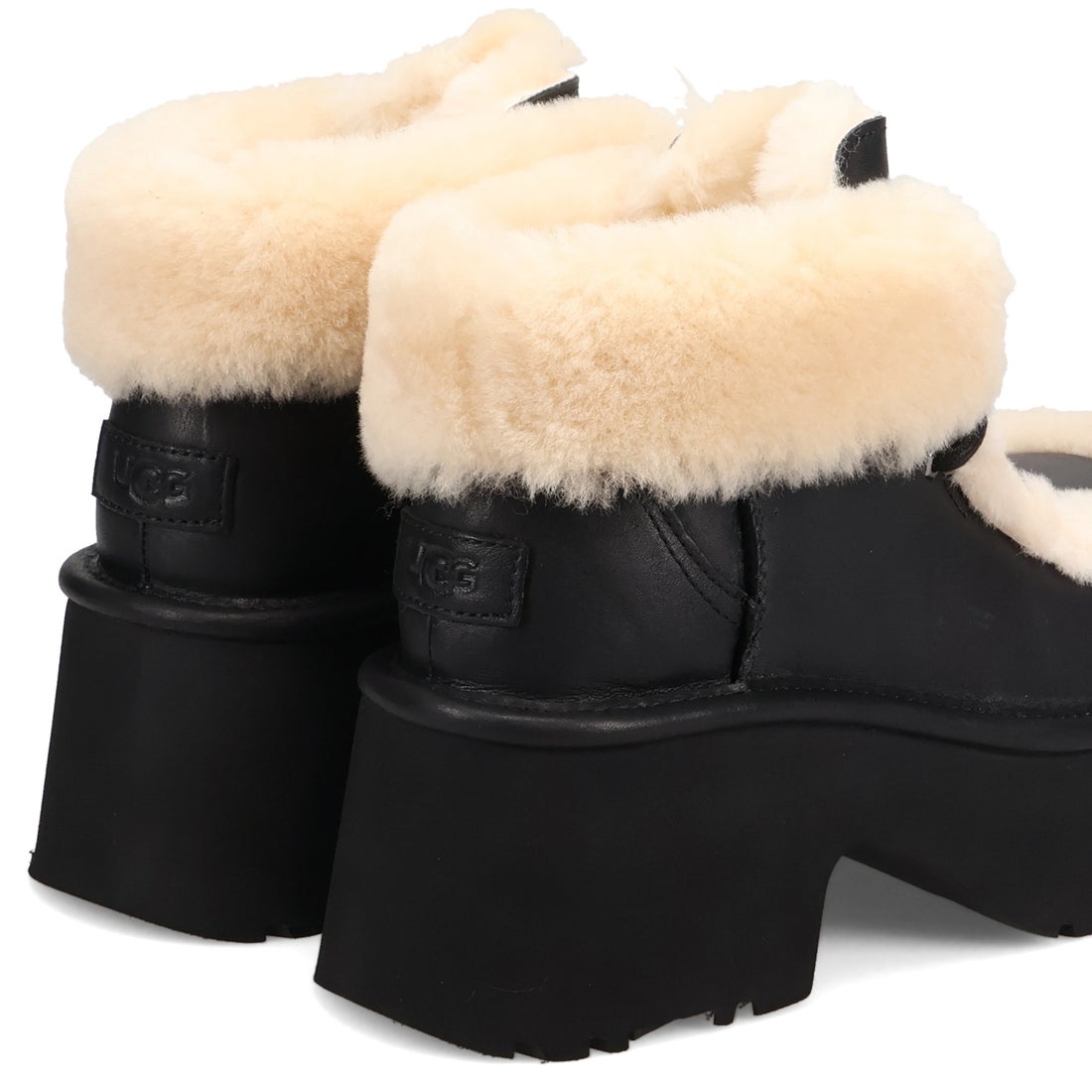 アグ UGG ブーツ ムートンブーツ エスミー レザー レース アップ