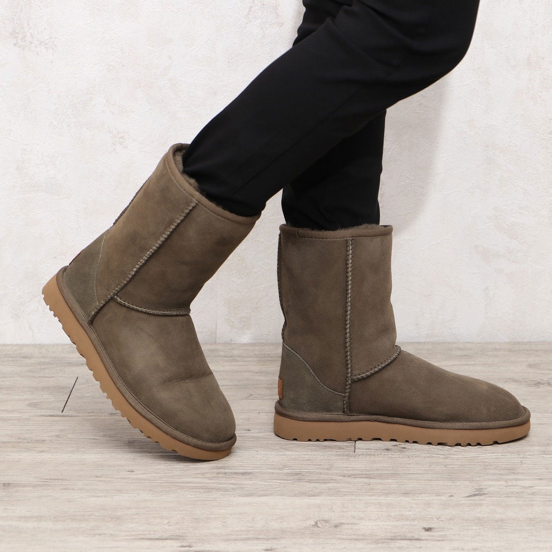 アグ UGG CLASSIC SHORT 2 （グレー） -靴＆ファッション通販 ロコンド