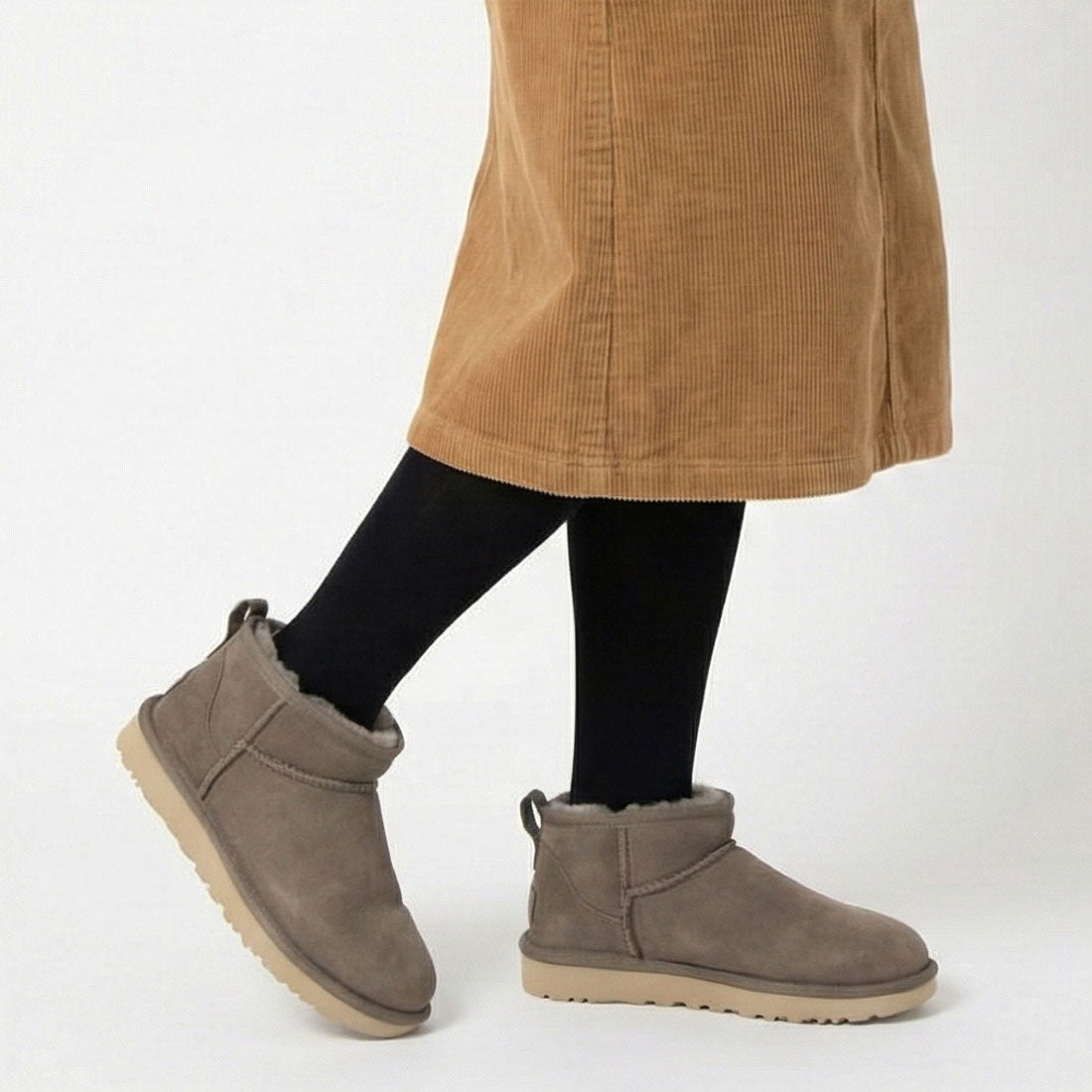 アグ UGG クラシック ウルトラ ミニ ブーツ （アンティロープ