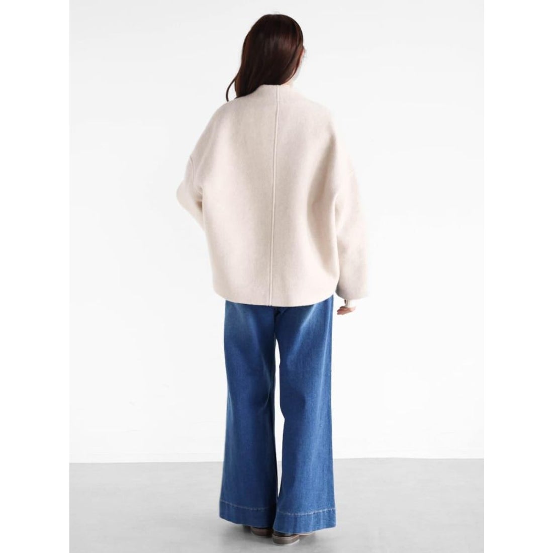 ヴァン Vin Vネックウールブレンドショートコート （ライトブルー