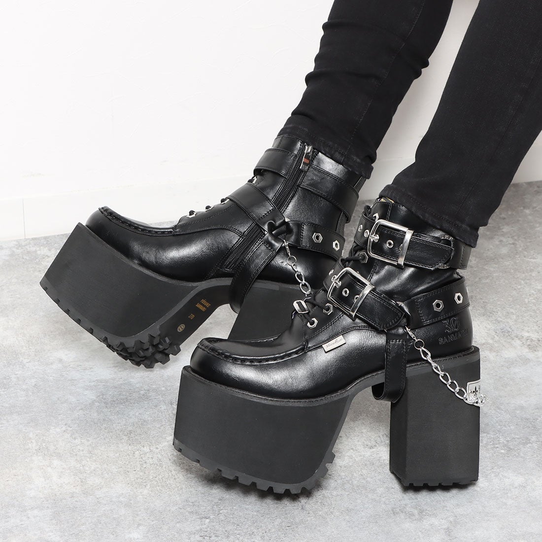 直営SHOP限定】厚底レースアップブーツ （ブラック） -YOSUKE U