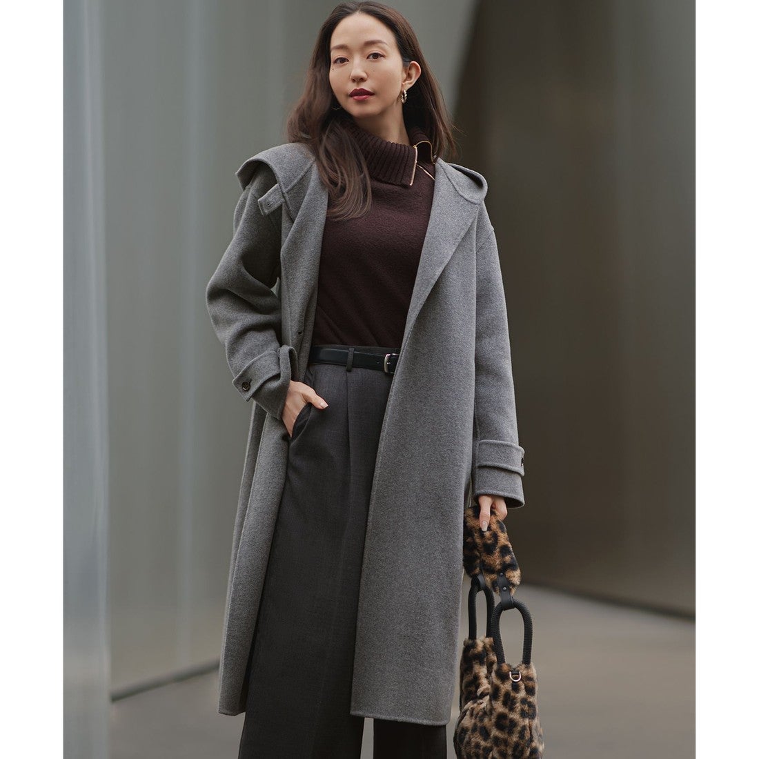 23区 【見上愛さん着用】MANTECOPureリバー フード ロングコート