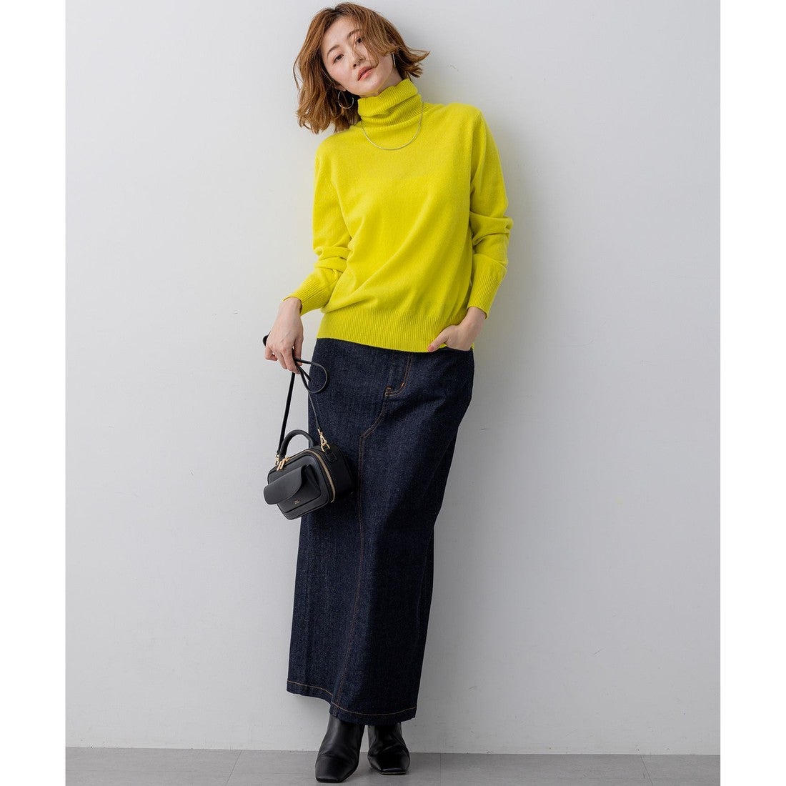 23区 【洗える】ピュアカシミヤ タートルネック ニット （イエロー系