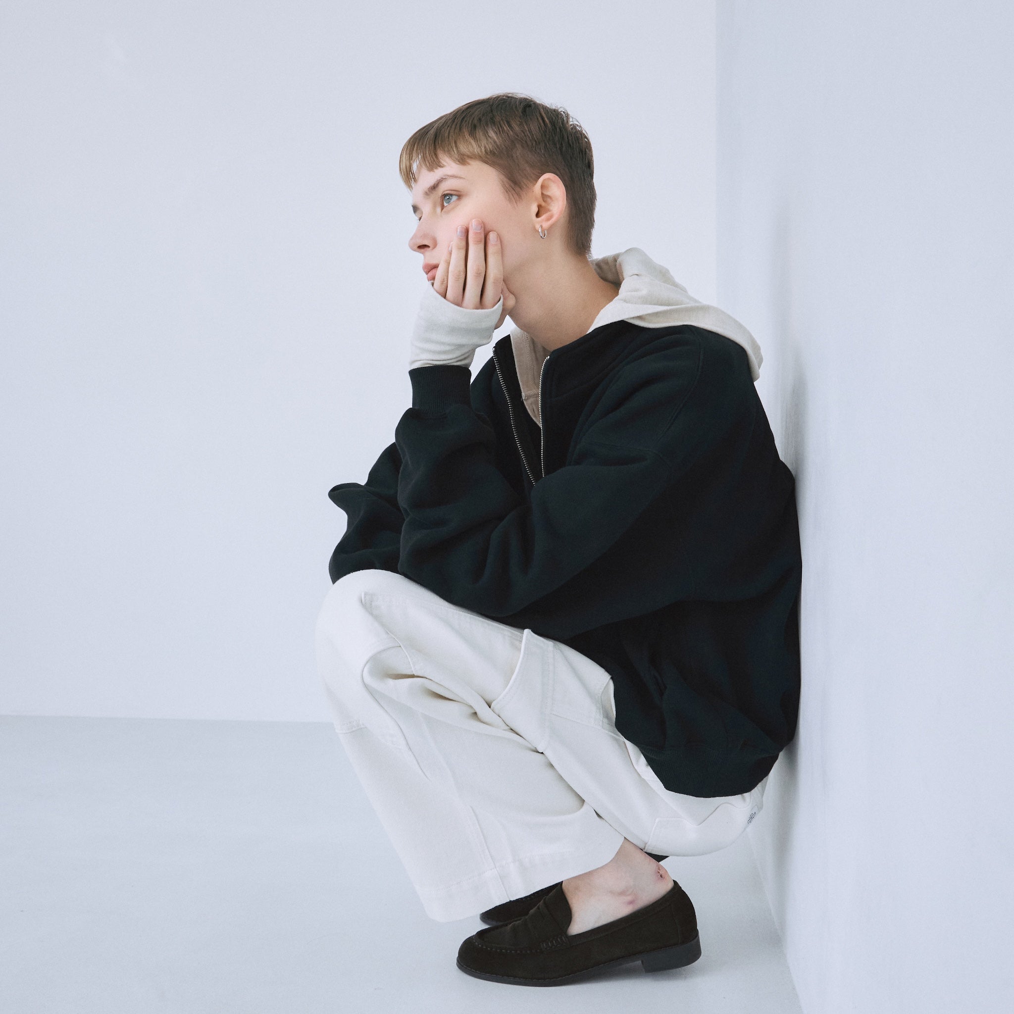 Volume Sweat スタンドカラープルオーバー