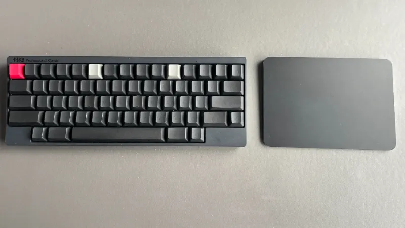 フリマサイトで中古のMagic Trackpad 3を買ったので、Magic Trackpad 2