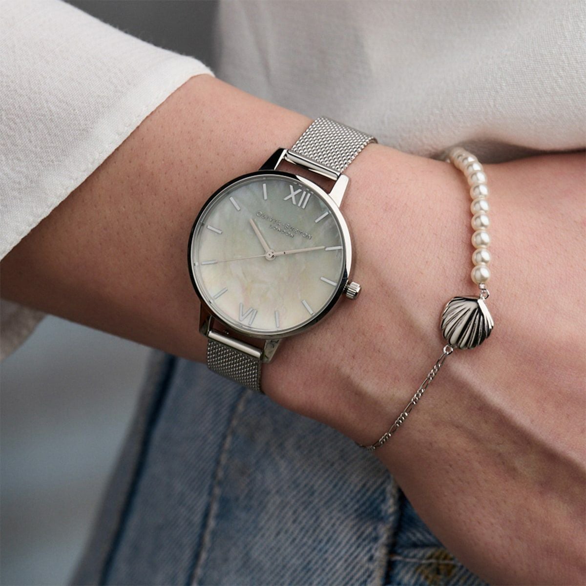 廃盤 OLIVIA BURTON / オリビア・バートン アンダーザシー デミ グレー