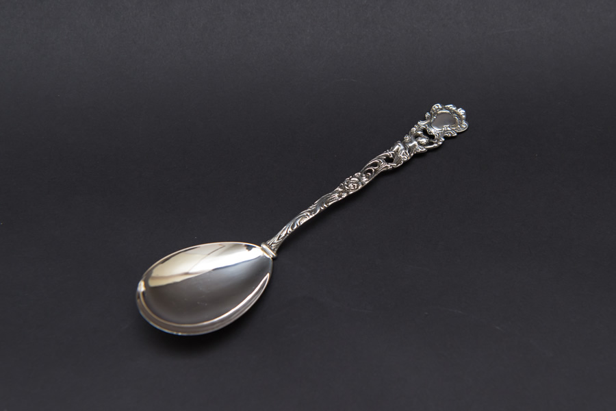 クリストフ・ウィドマン シルバー テーブルスプーンを買い取りました