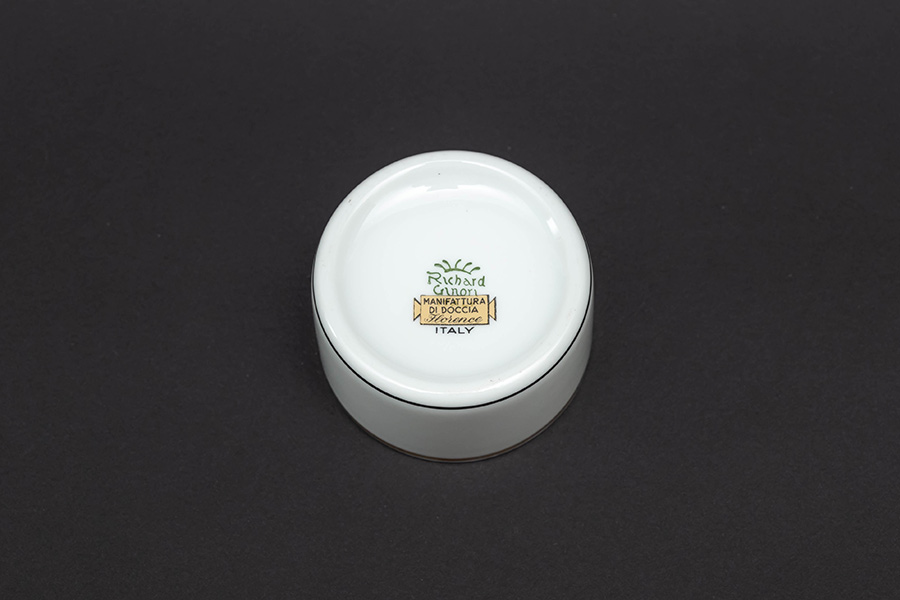 リチャード・ジノリ インペロ トリンケットボックスを買い取りました