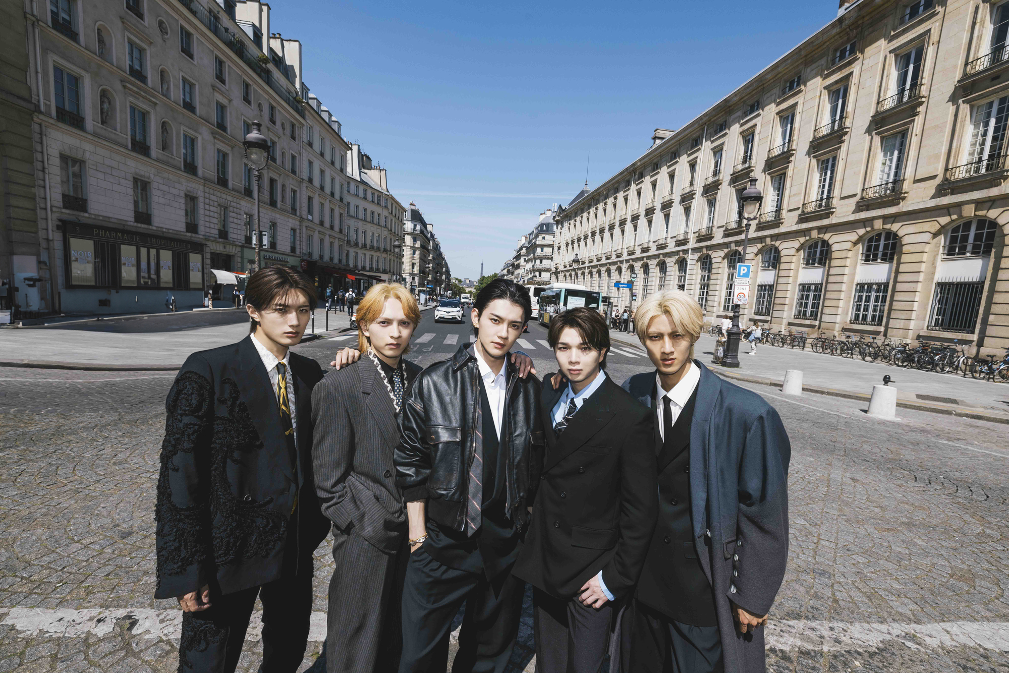 M!LK】写真集『M!LK 10th ANNIVERSARY PHOTOBOOK 〜パリじゃん