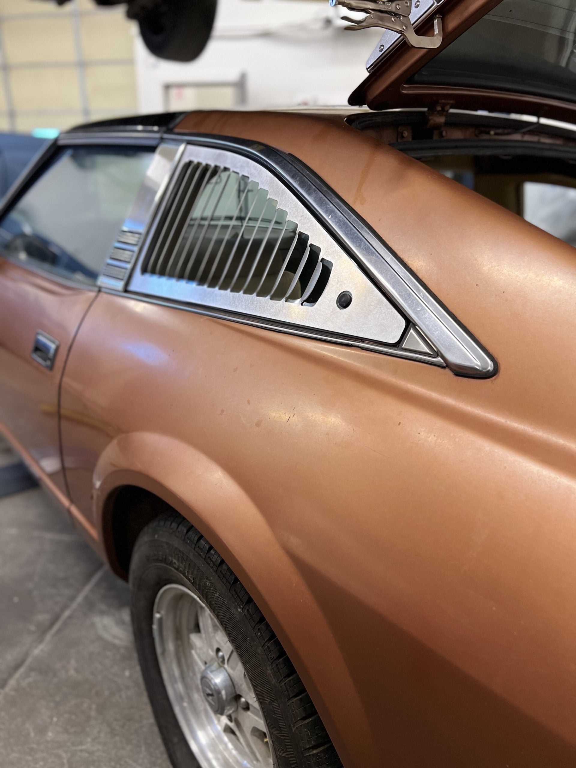 QUARTER WINDOW LOUVERS (2-SEATER & 2+2) | DATSUN | 280ZX