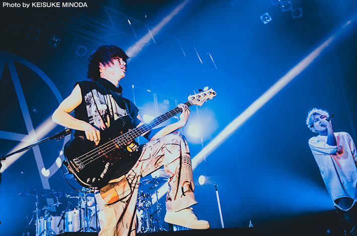 ACE COLLECTION | Skream! ライヴ・レポート 邦楽ロック・洋楽ロック