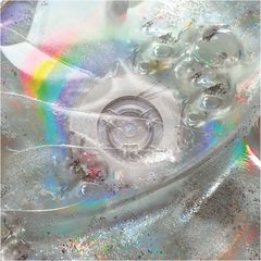 sic)boy、KMフル・プロデュースの1stアルバム『CHAOS TAPE』10/28