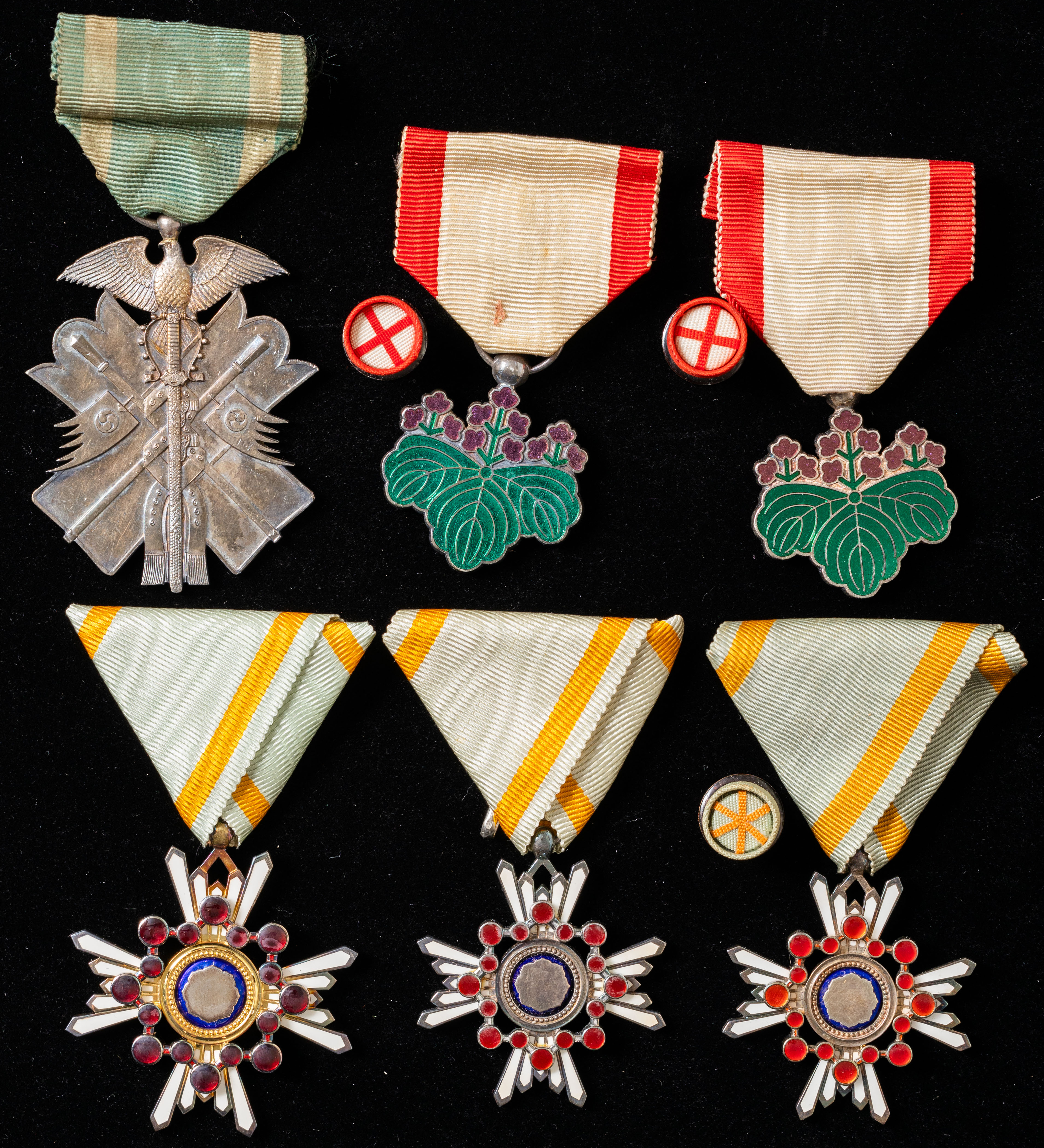 貨幣博物館 | 勲5等瑞宝章（略章無）1個、6等瑞宝章（略章無）2個、7等