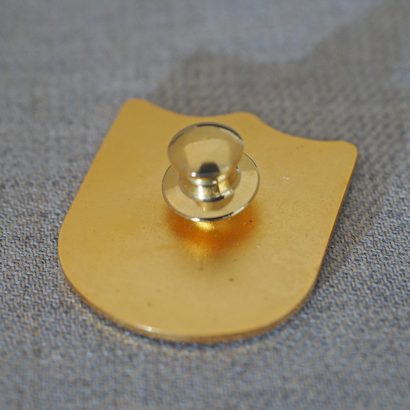 イベント・販促用 P-076 – オリジナルピンバッジ製作 ピンズの王様