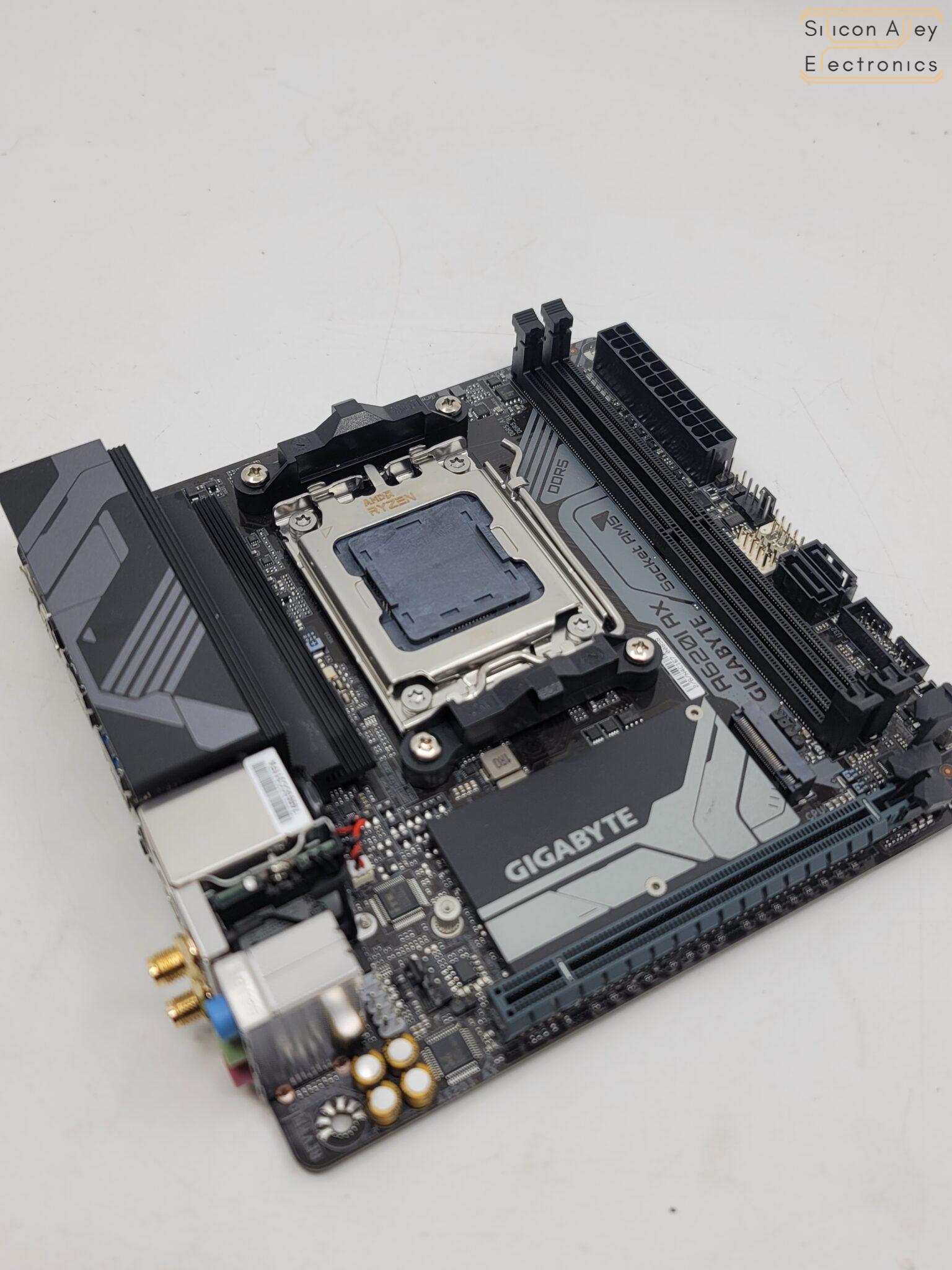 Gigabyte A620I AX AMD AM5 DDR5 ITX Motherboard - Silicon Alley
