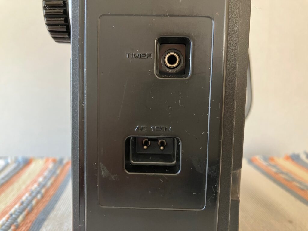 東芝 RP-775F – いち早く周波数直読を実現したBCLラジオ | 【昭和