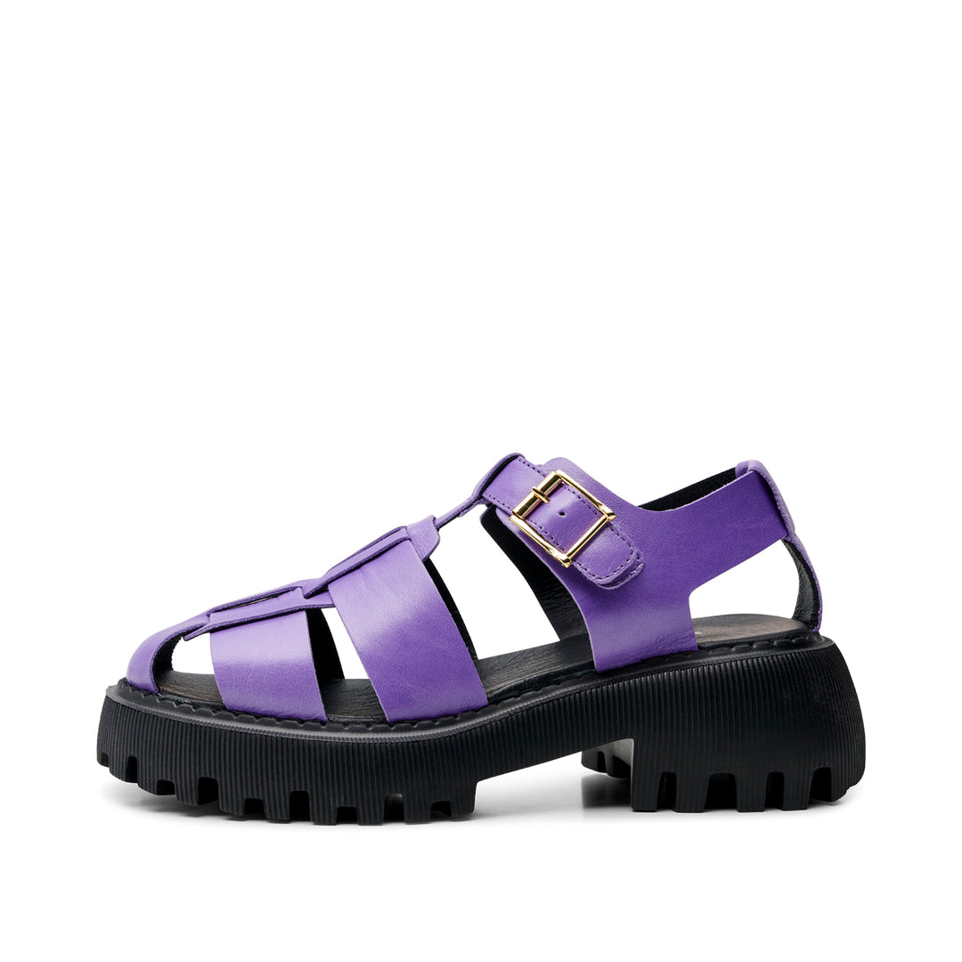 Posey_sandal_shiny_leather-