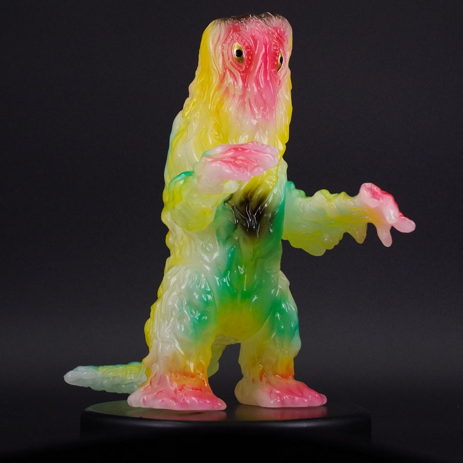 記念日のSofvi ― 弥生】ヘドラ ( ミルキーイエロー )/ブルマァク