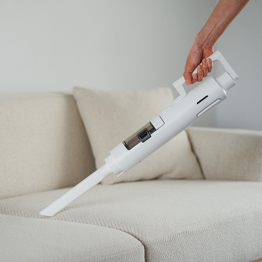 毎日の掃除が変わる 進化したホバー式クリーナー BALMUDA The Cleaner