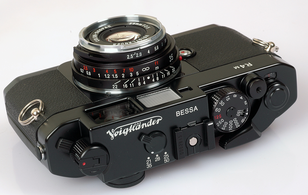 Voigtlander 35mm f/2.5 PII Leica M Color Skopar lens: shop