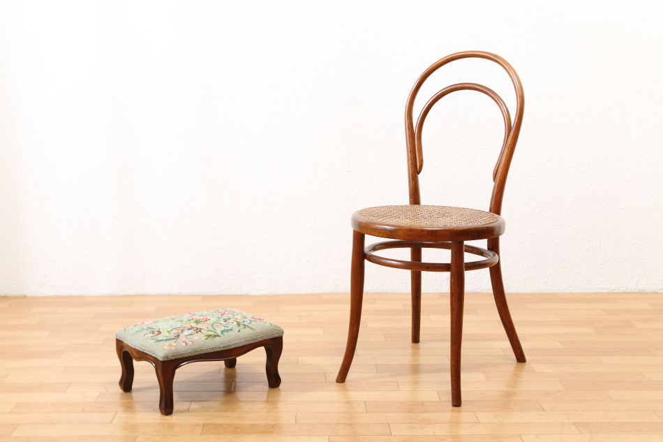 オールドフレンチスタイル ウォルナット フットスツール｜アンティーク