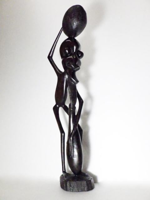 マコンデ彫刻｜株式会社 e-ルート