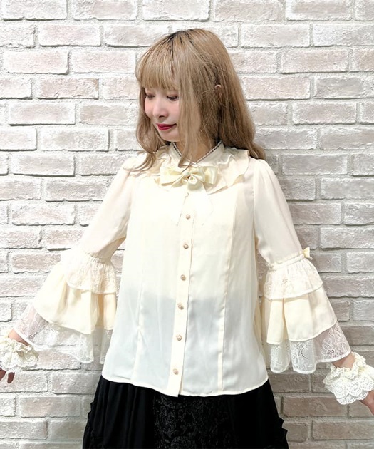 3段フリル姫袖ブラウス | kawaii -outlet- | axes femme online shop
