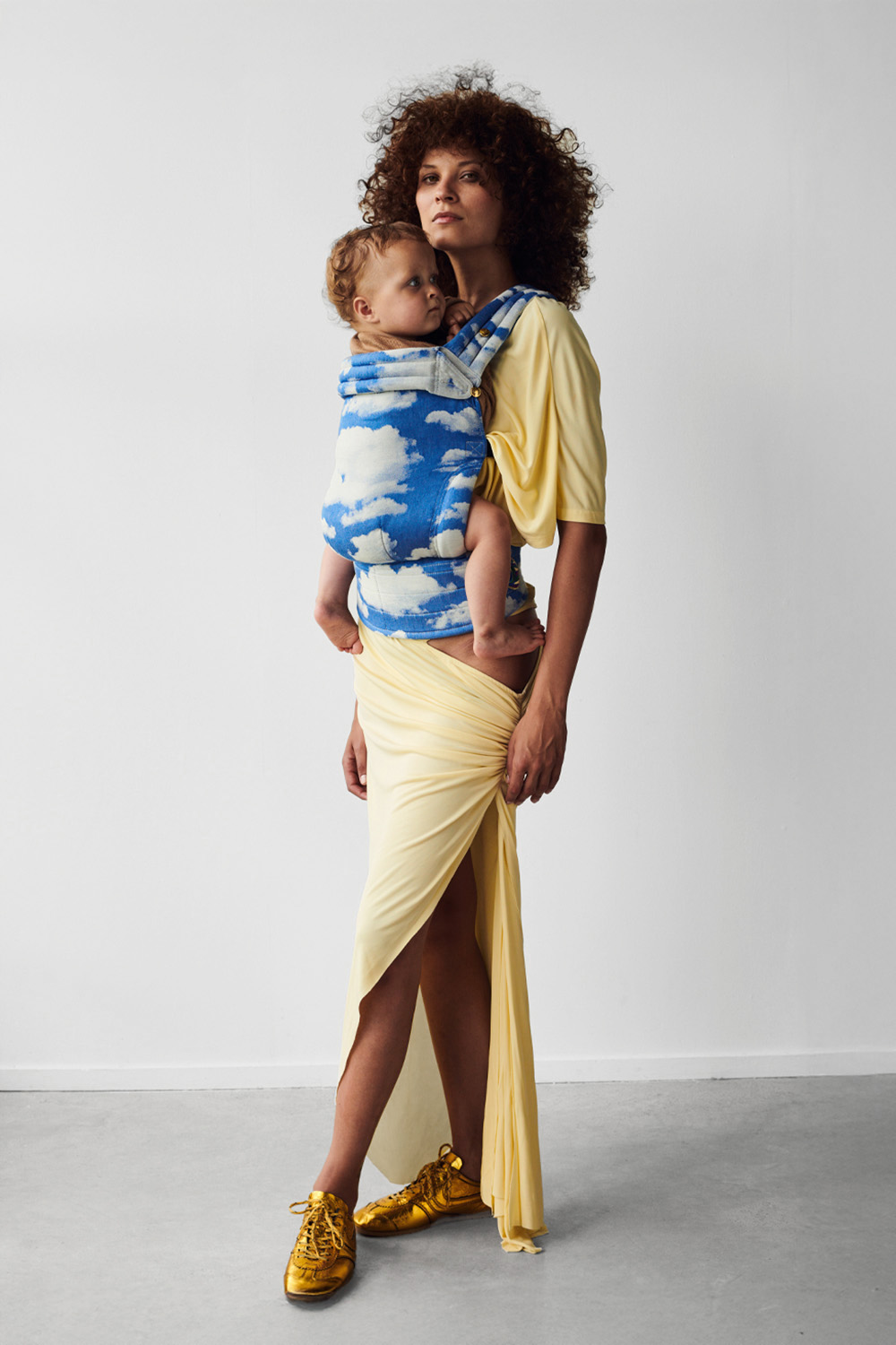 スカイ | Zeitgeist(ザイガイスト) 抱っこ紐 | アーティポッペ ストア