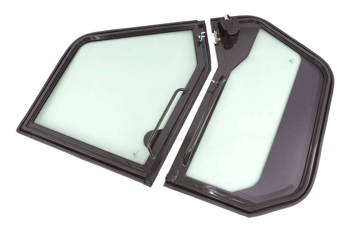 Complete Cab Door for VersaHandlers | 7478153 | Bobcat Company