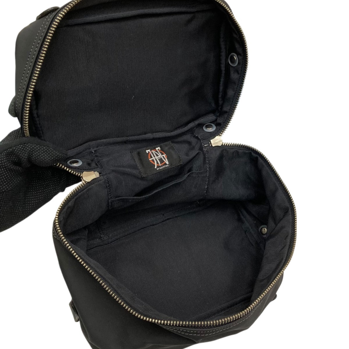 Jean Paul GAULTIER(ジャンポールゴルチェ) パイプフレームバッグ