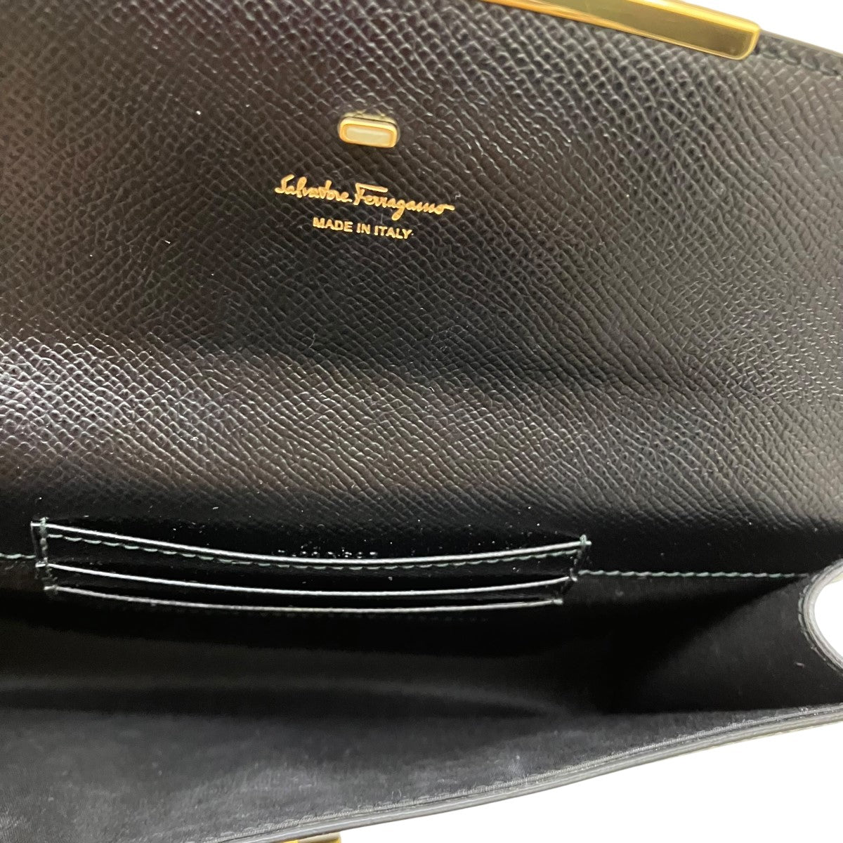 Salvatore Ferragamo(サルヴァトーレフェラガモ) チェーンショルダー