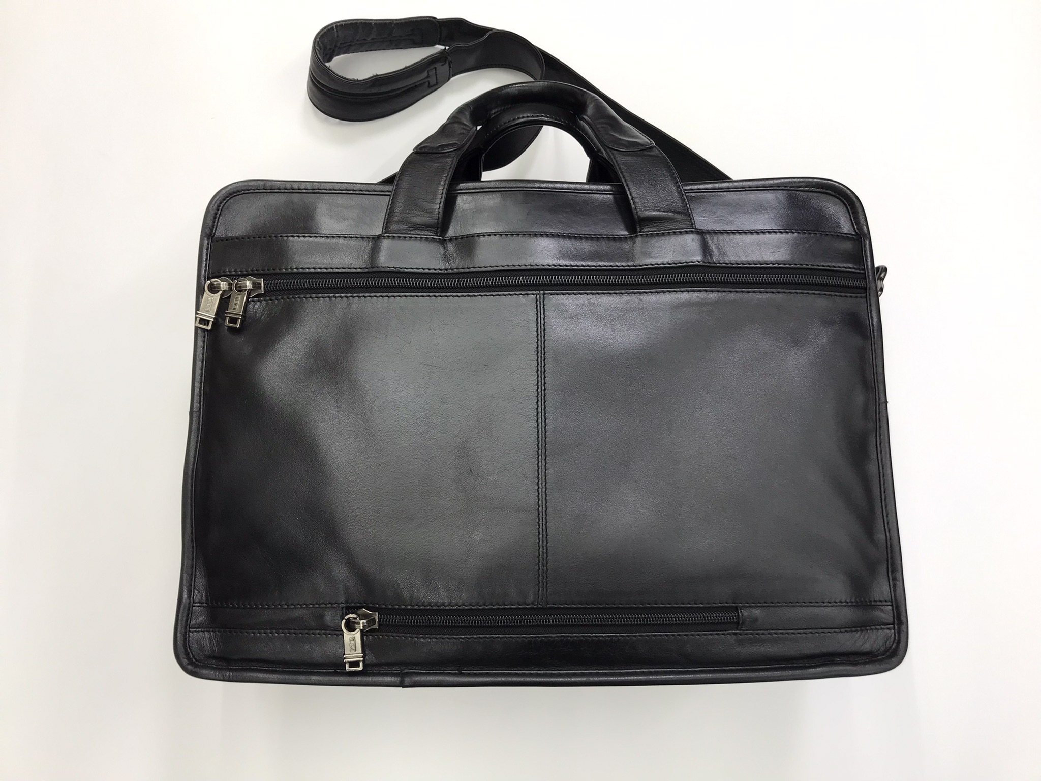 TUMI （トゥミ）本革ビジネスバッグ | 革製品のクリーニング＋染め直し