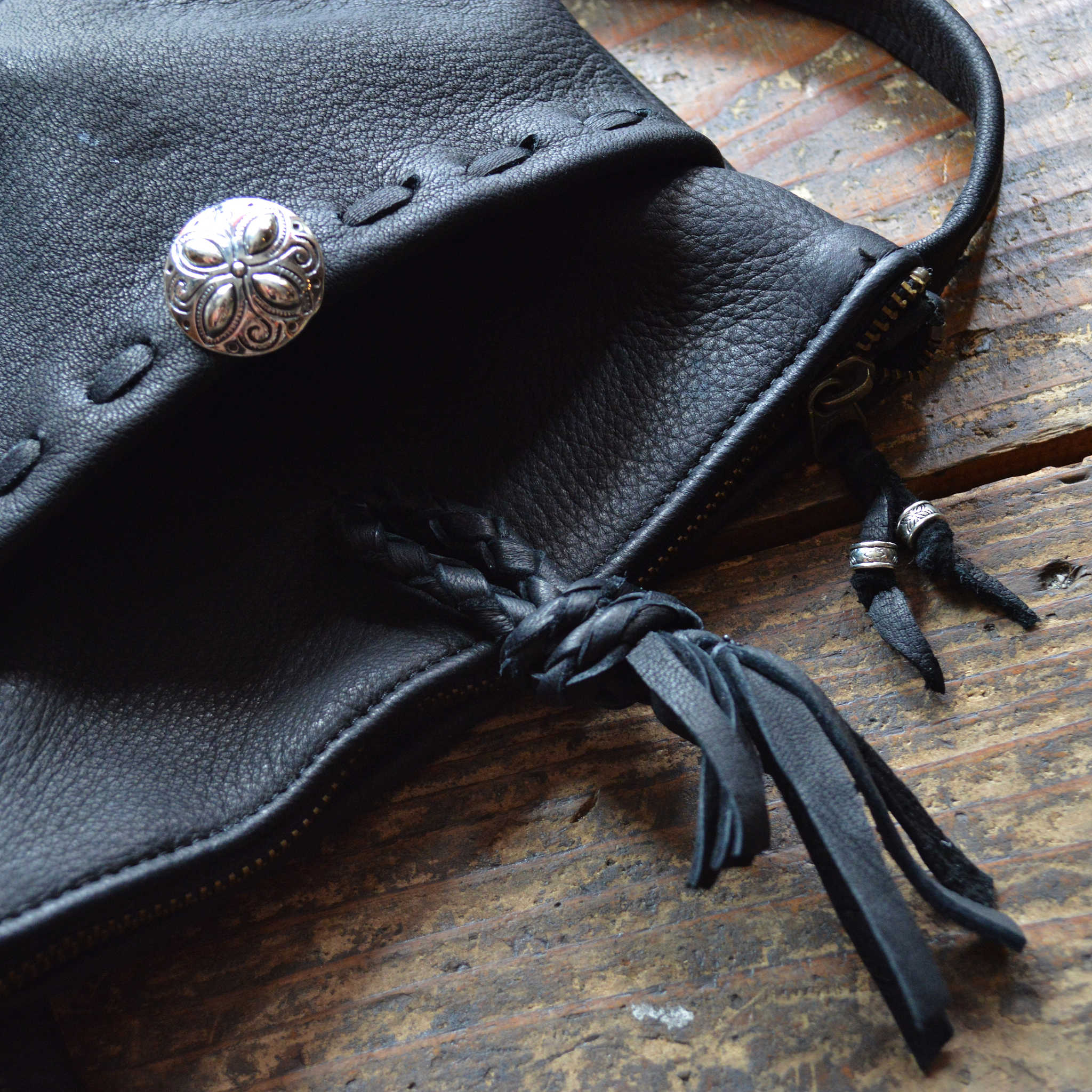 Nasngwam.×”EARLYMORNING ナスングワム アーリーモーニング / SQUARE