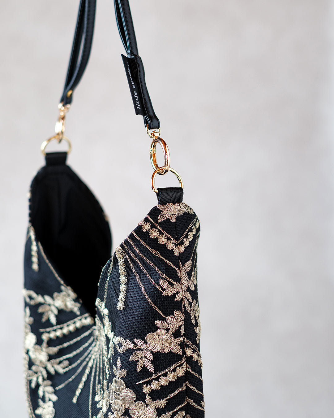 受注商品】Triangle Tote Mini- トライアングルトートミニ - Black