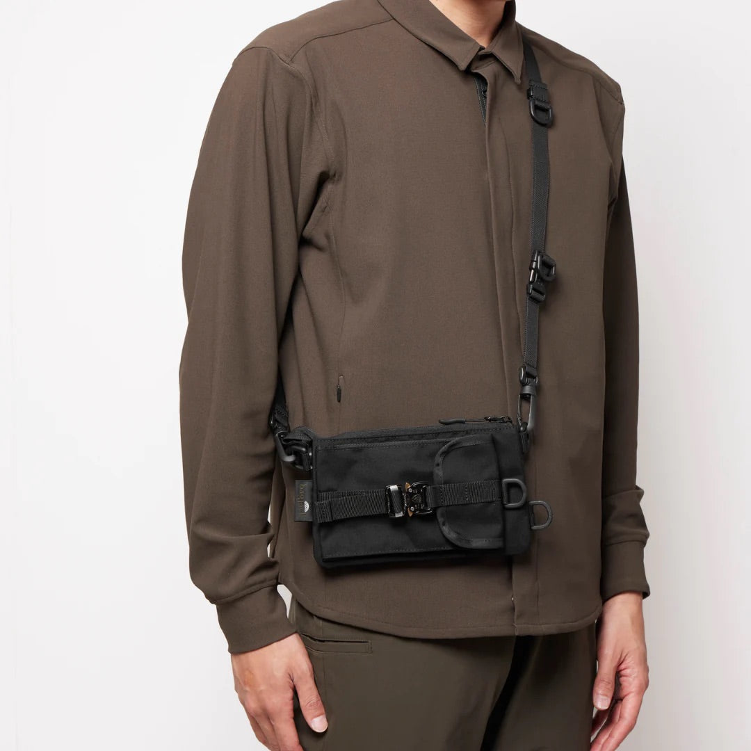 バックジャック ゴルフ】スマートフォン＋ウォレットポーチ（コブラ