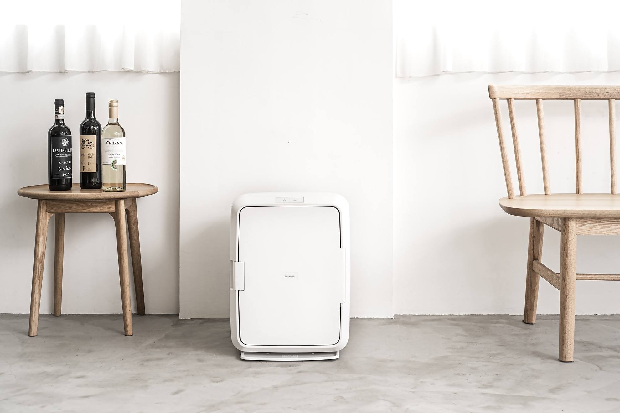 ツインバード 2電源式ポータブル電子適温ボックス 20L 自分専用の冷温