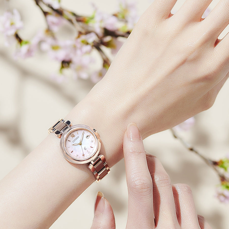 稼動品】腕時計 CITIZEN xC ピンクシルバー 電波ソーラー 【公式通販】